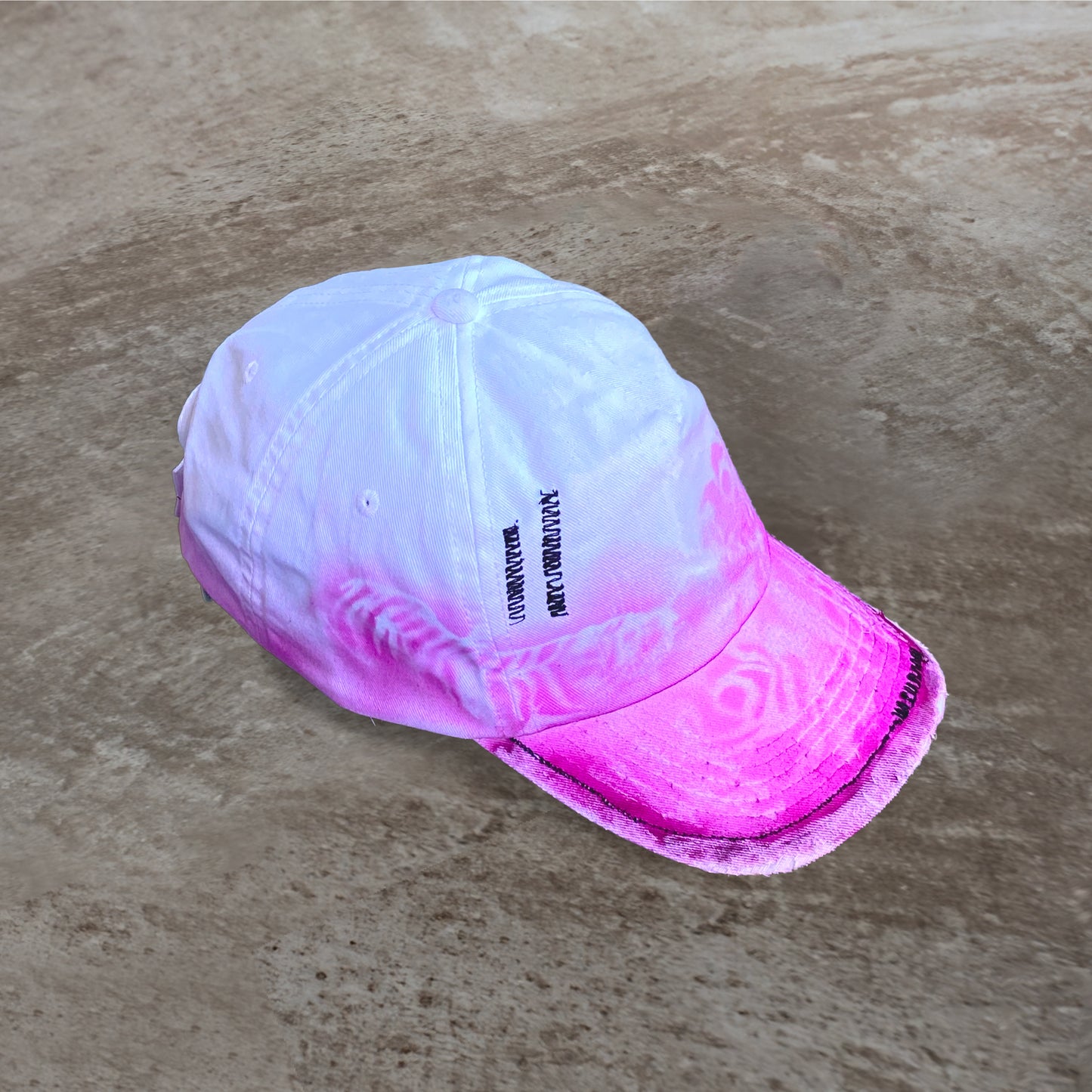 GRADIENT PINK TIGER I ROSES CAP