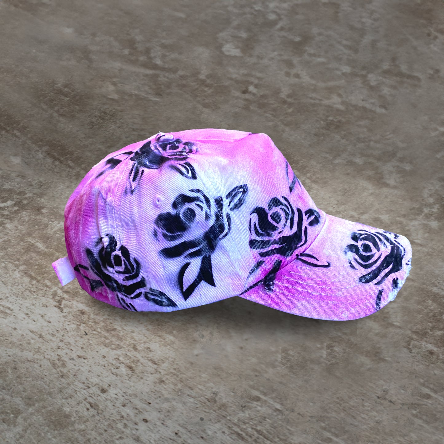 BLACK PINK ROSES CAP